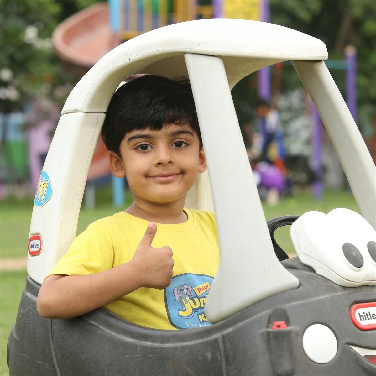 Understanding the world at Podar Jumbo Kids